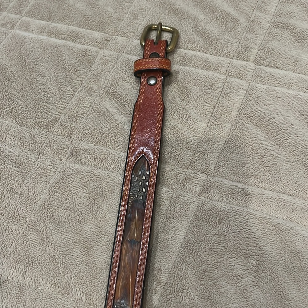 LEEGIN genuine leather size 30 belt pheasant feather inlay solid brass buckle